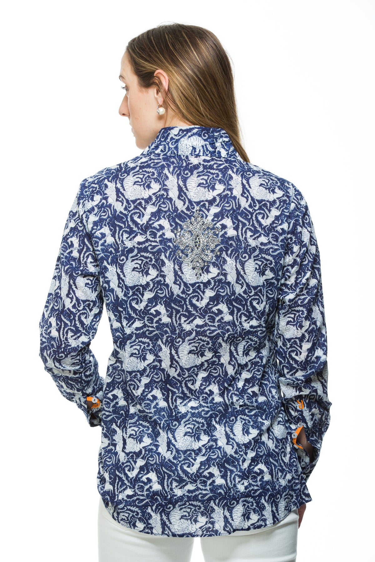 CLOTHING – Yatra