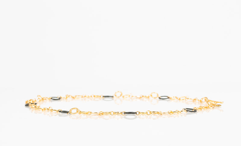 Naylah Necklace (Signature Gold & Black Link Chain Details)