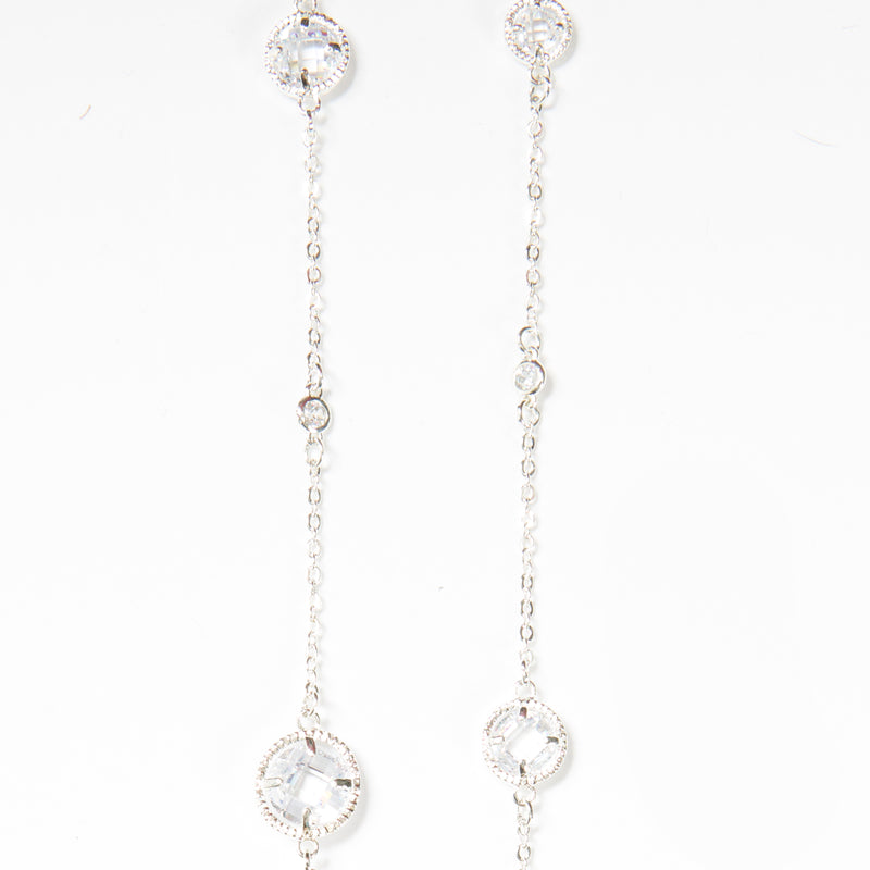 Delicate necklace with varied sizes of Swarovski crystals. Length of necklace is 40". This necklace can be worn long or doubled. The toggle clasp makes it easier to wear and take off. 